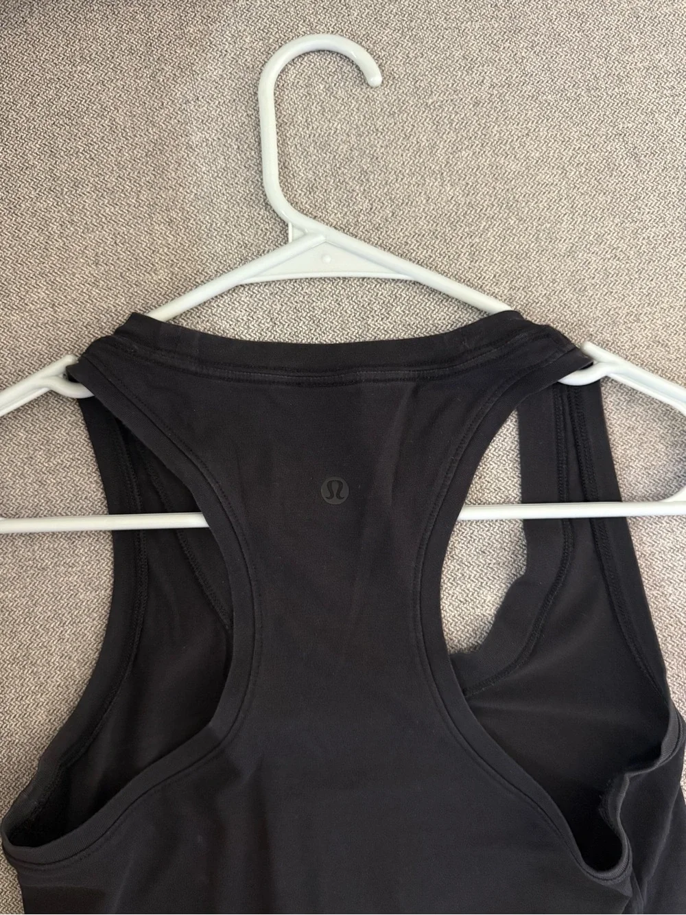 Lululemon Black Athletic Tank Top / Vest - Size 4 (Tag Removed)